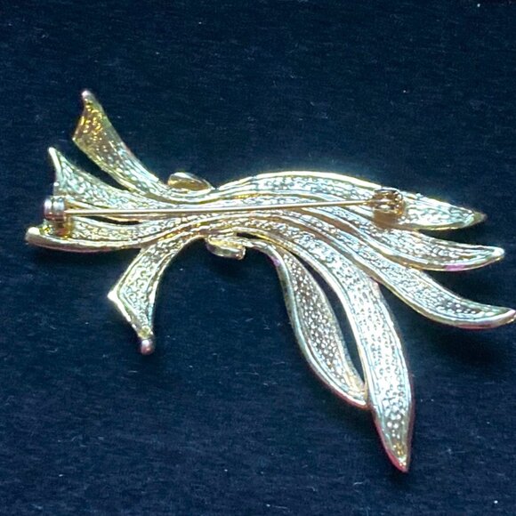 Lovely vintage bow brooch in pale pink enamel - Picture 4 of 4